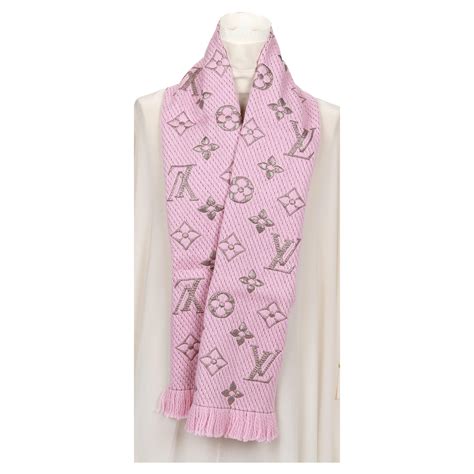 louis vuitton scarf dark blue and pink